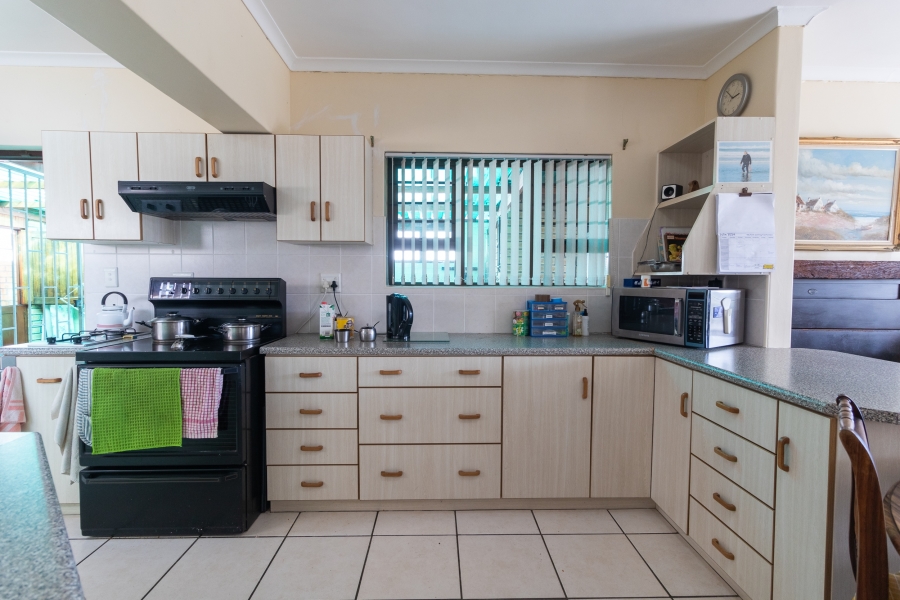 4 Bedroom Property for Sale in Yzerfontein Western Cape